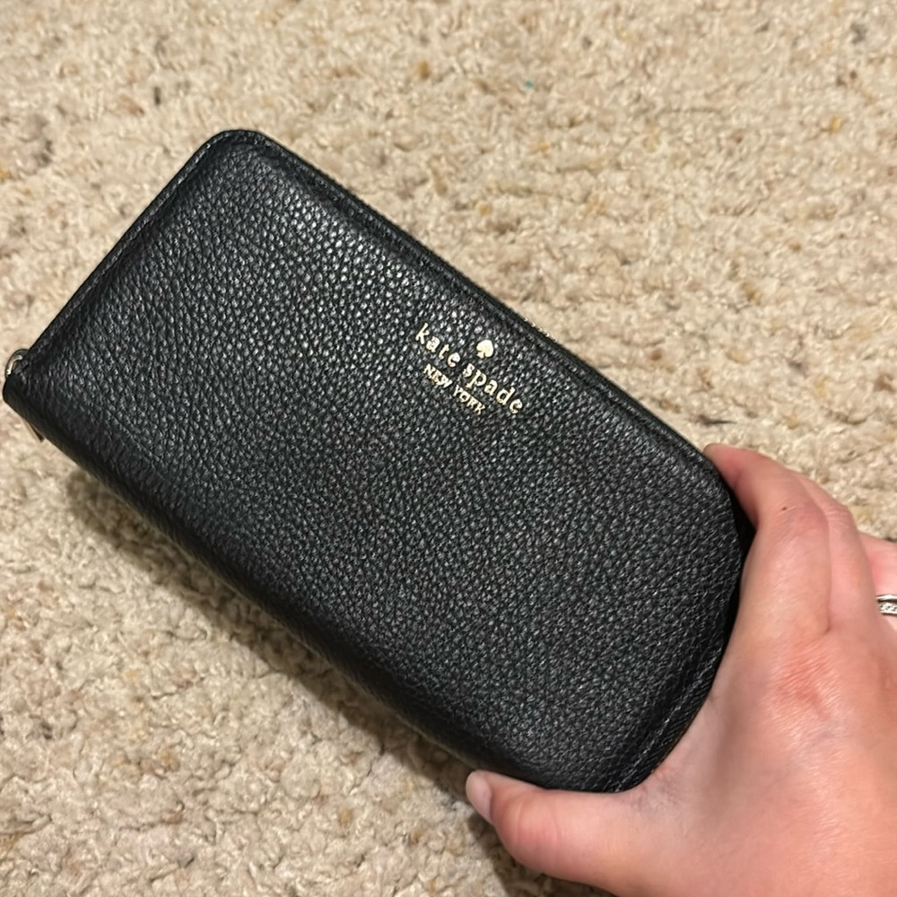 NWOT kate spade continental wallet